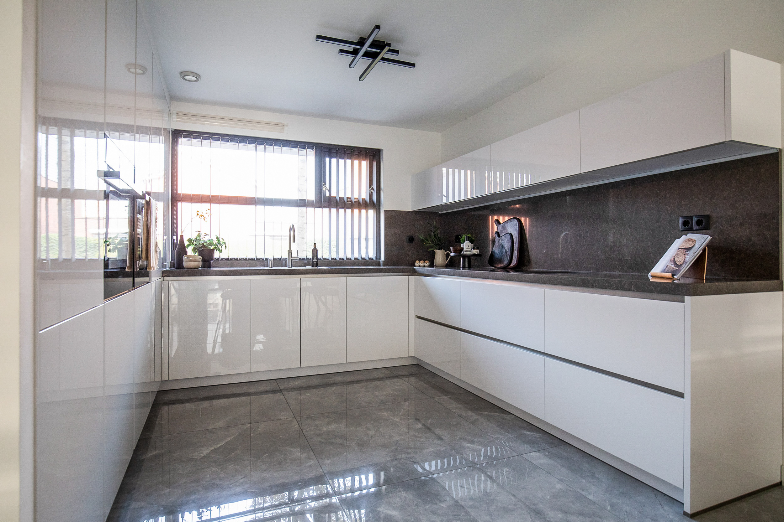 Viersepoort 17 , 2152 RP Nieuw-vennep 3